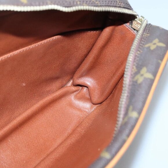 LOUIS VUITTON Monogram Compiegne 28 Clutch Bag - Picture 10 of 14